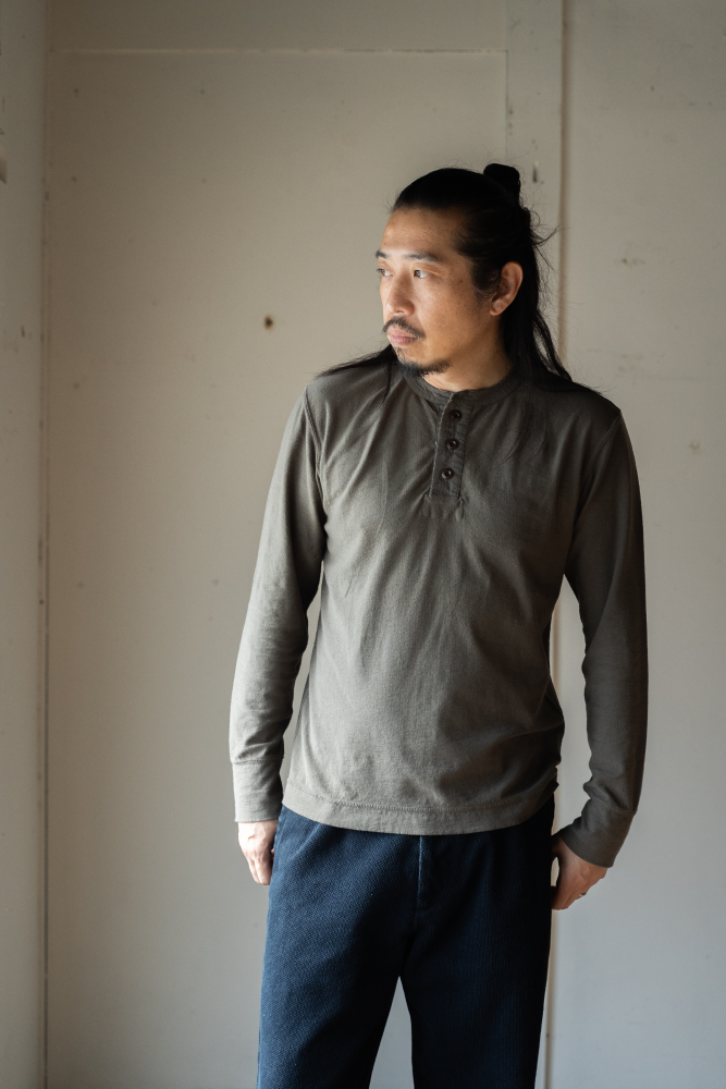 ヘンリーロングTシャツ