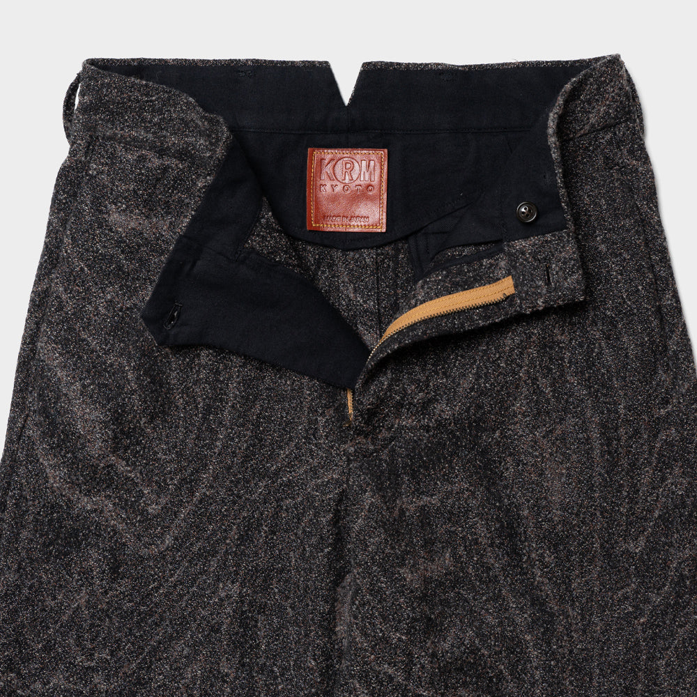 屋久杉ジャカードタックパンツ