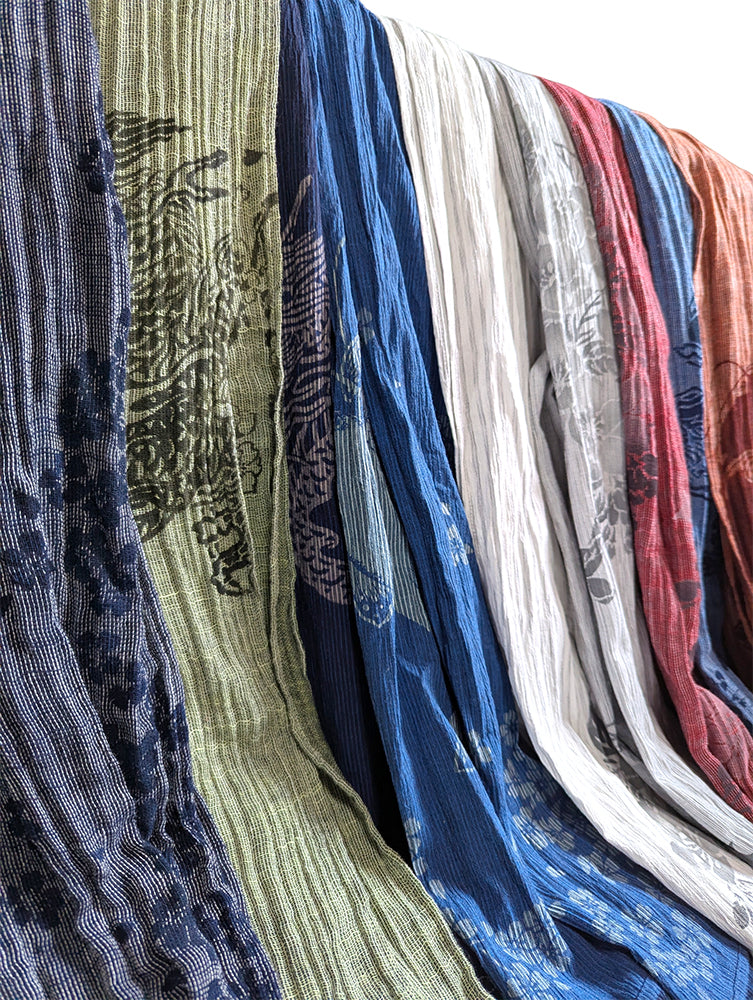 桜 ちぢみ亀田縞ストール