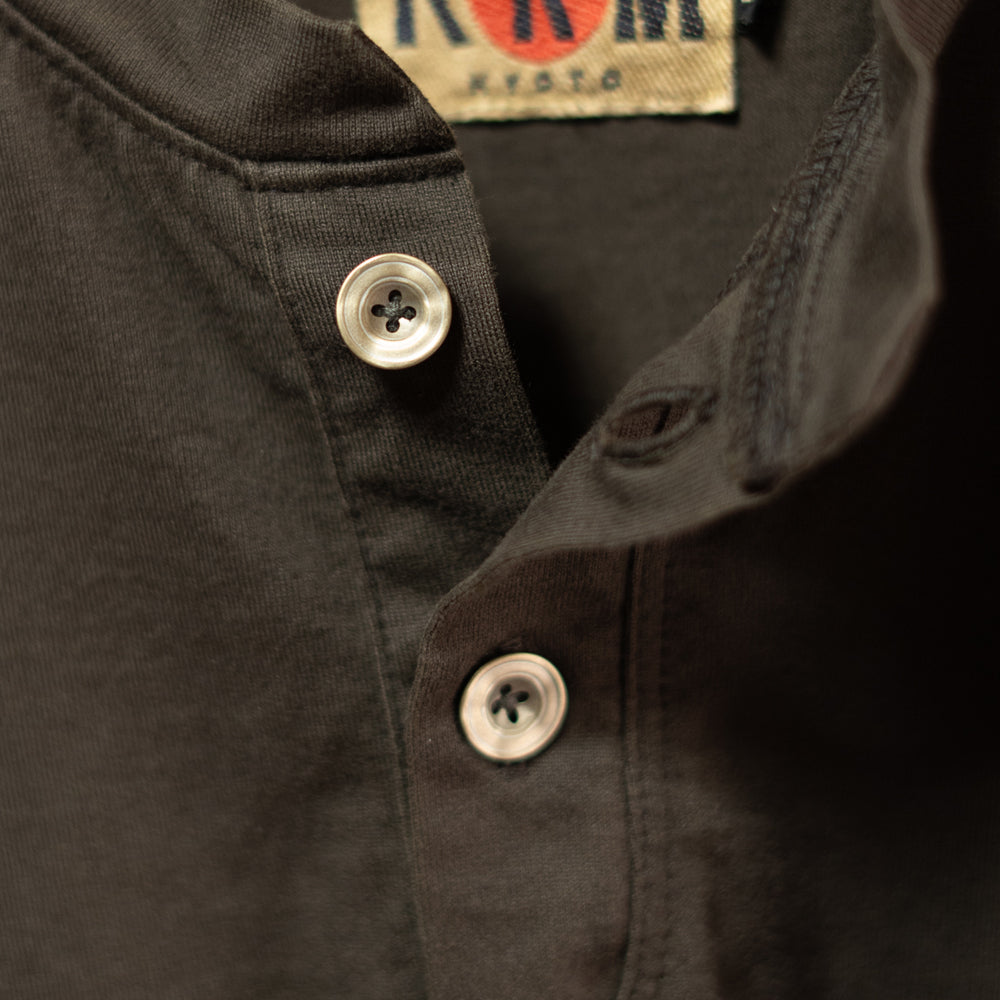 コハゼヘンリー半袖Tシャツ