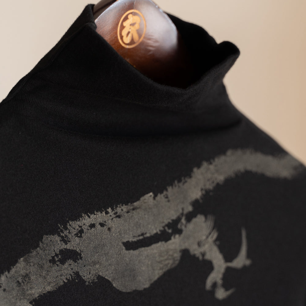 Ancient dragon Bottleneck Long T-shirt