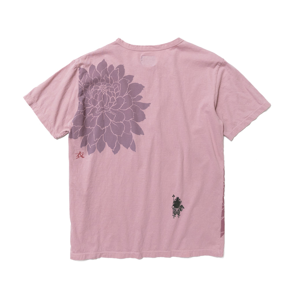 "Leave out of the group" and Dahlia T-shirt