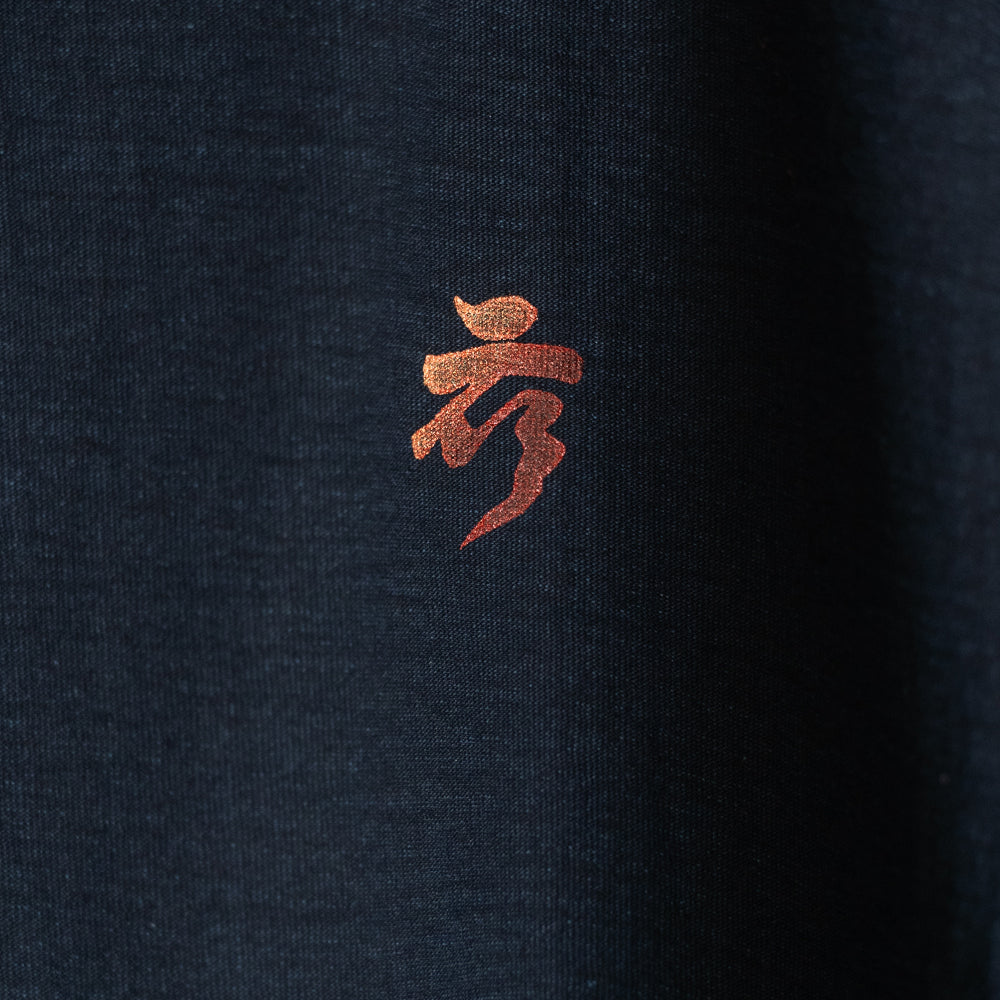 線香花火を持つ阿修羅 半袖Tシャツ