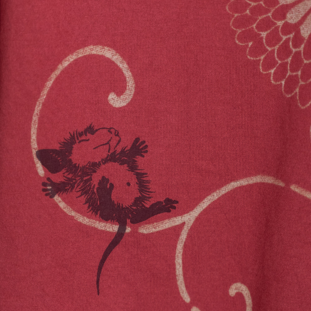 The Nap of hedgehog Three-quarter Sleeves T-shirt