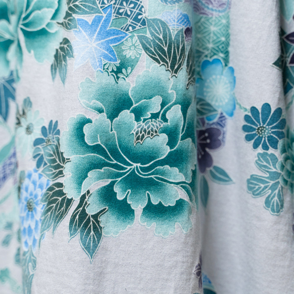 -flowers & butterfly- Long T-shirt