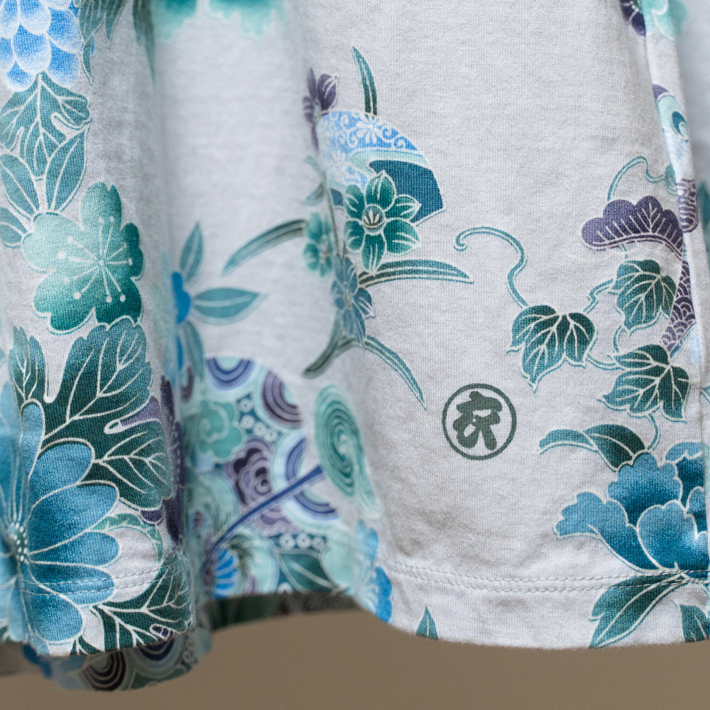 -flowers & butterfly- Long T-shirt
