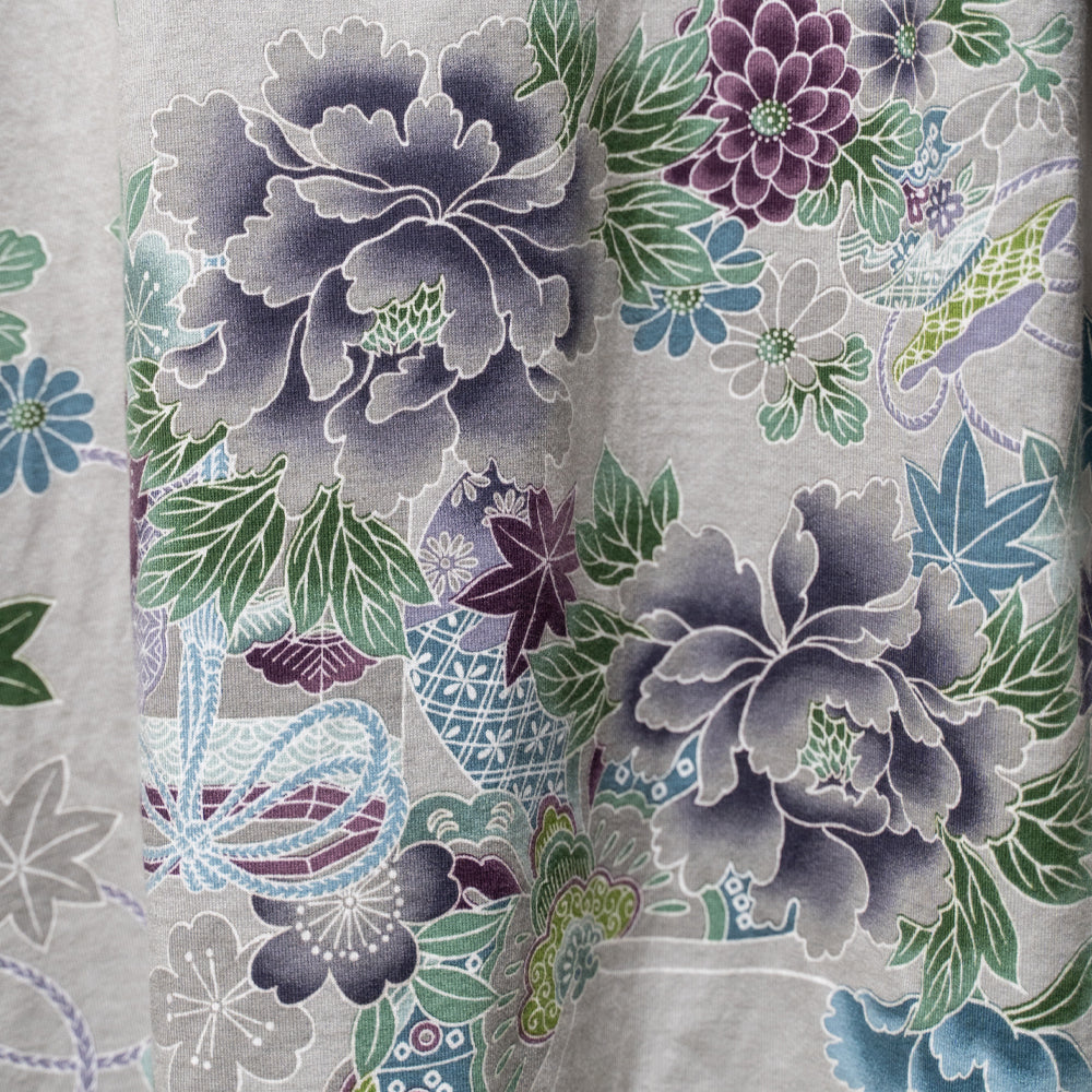 -flowers & butterfly- Long T-shirt