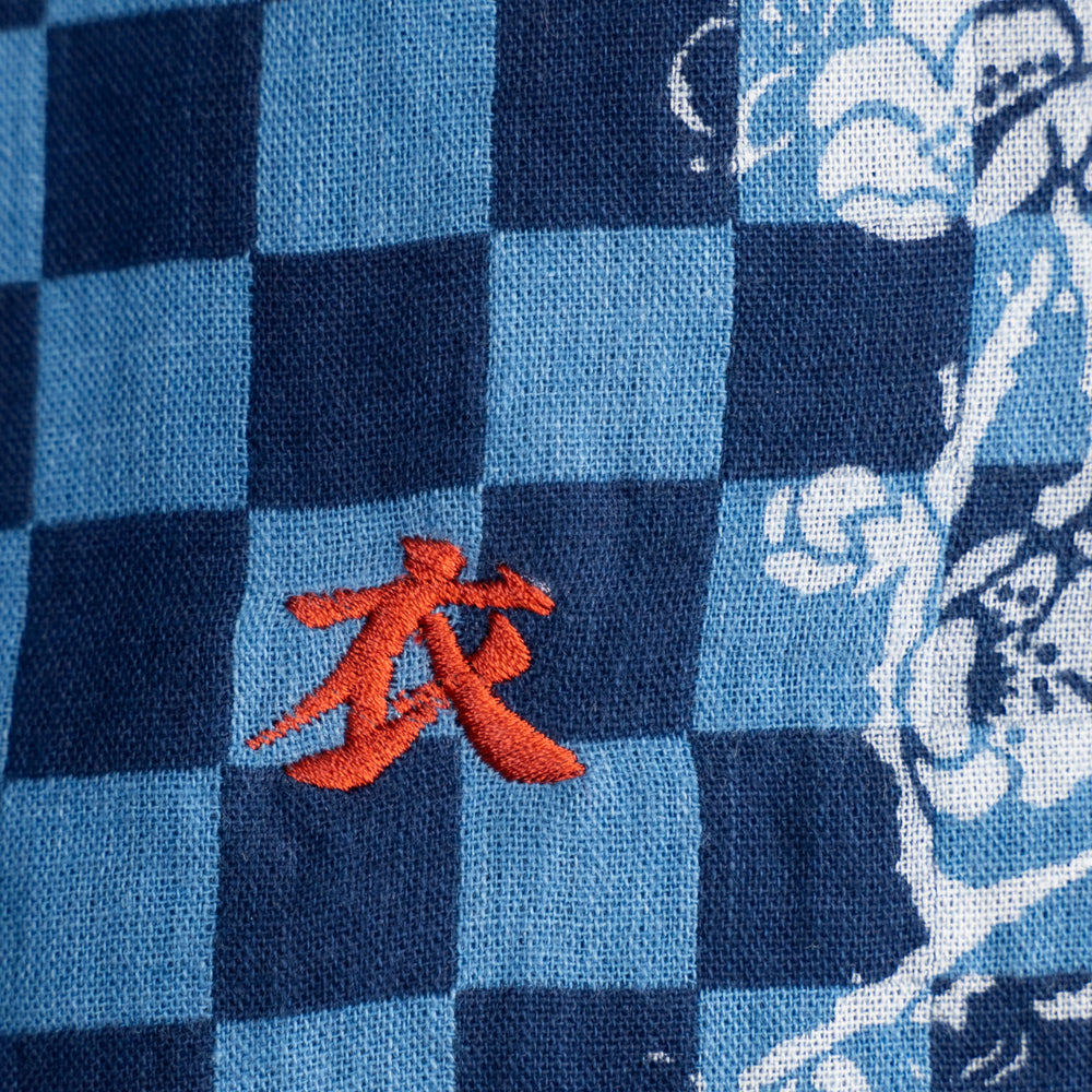 市松梅刺繍長袖シャツ