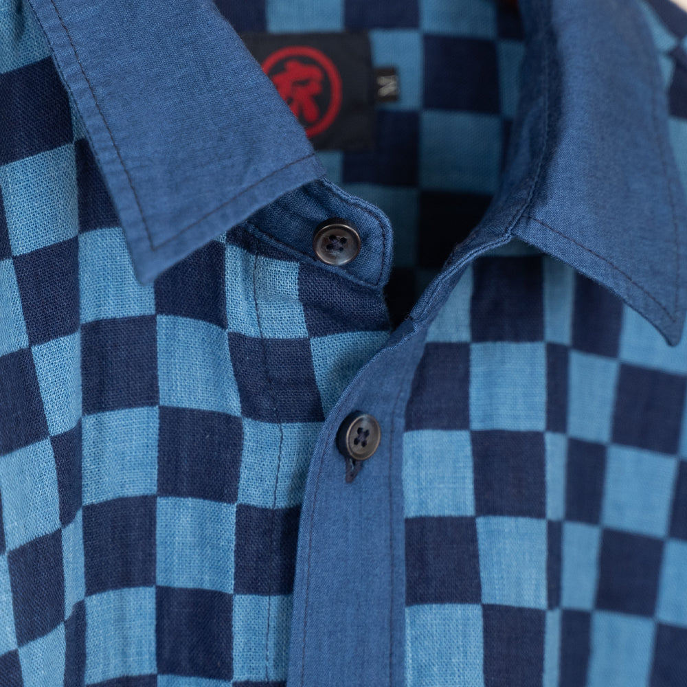 市松梅刺繍長袖シャツ