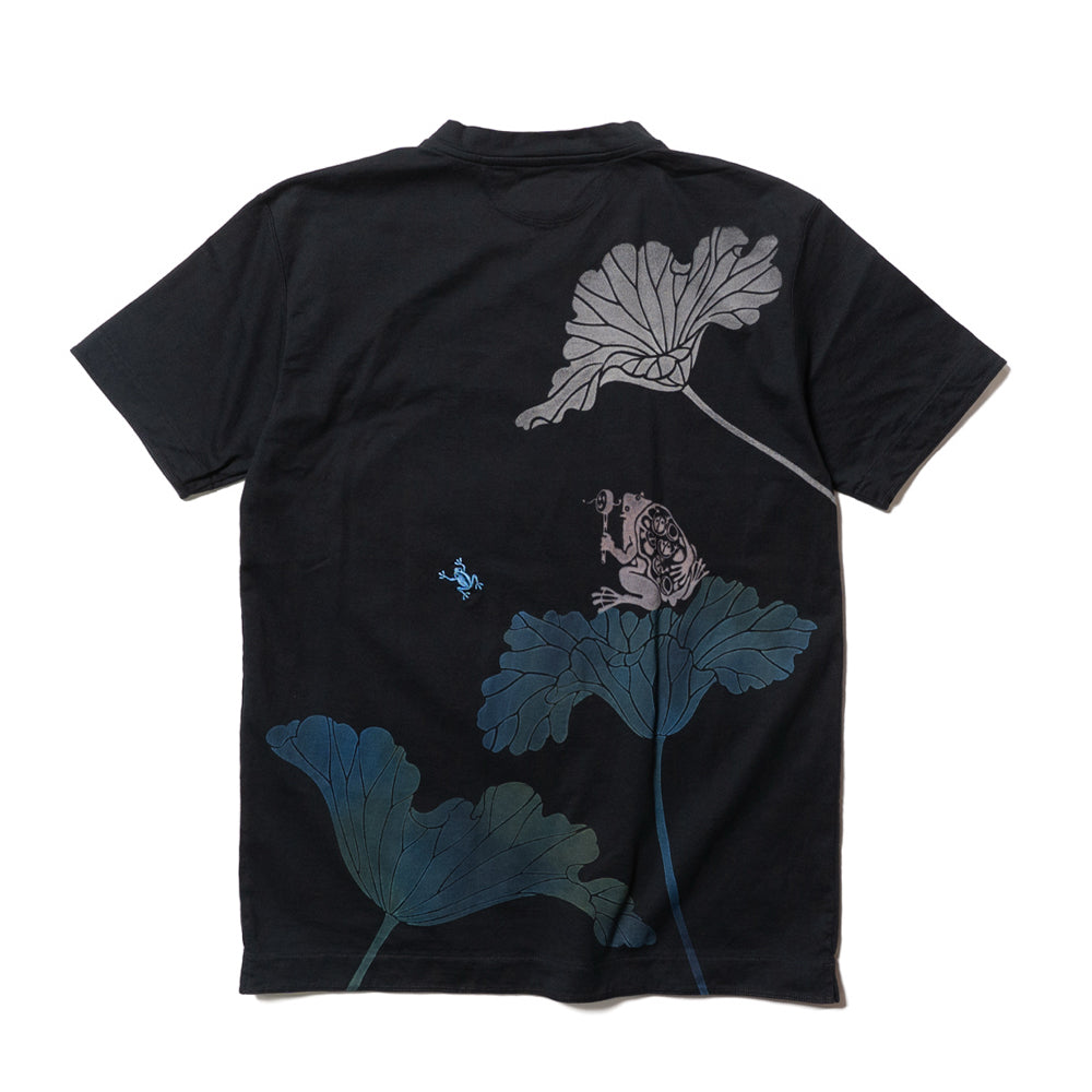 Babysitting Frog V-neck T-shirt