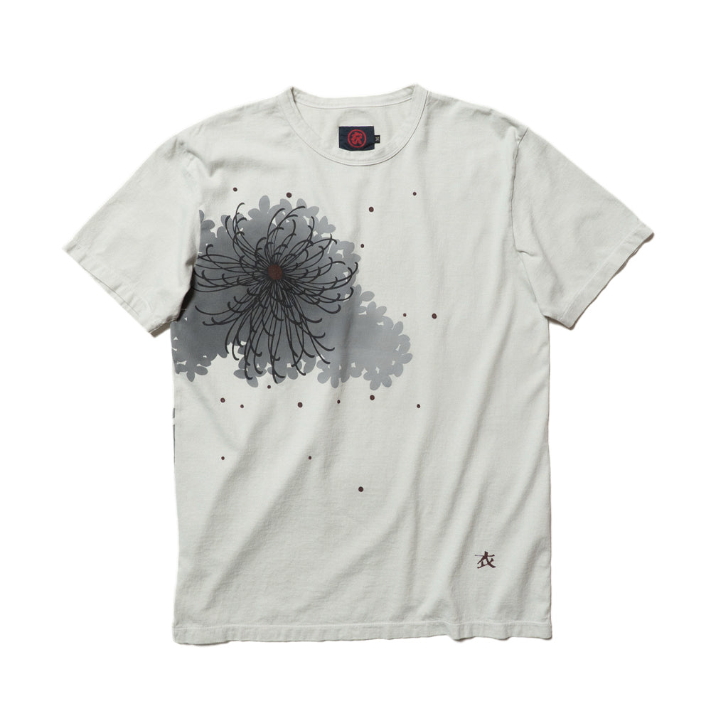 Chrysanthemum Fireworks  T-Shirt