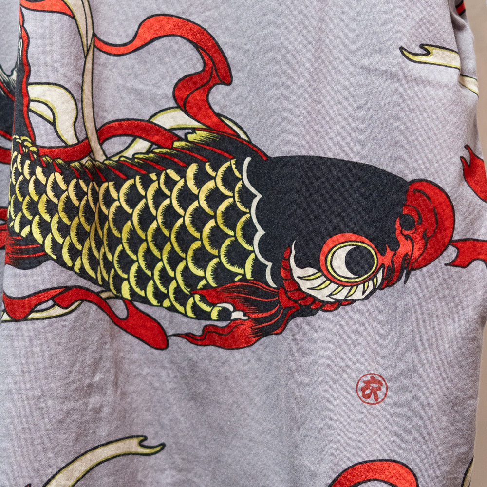 “Carp streamers” T-shirt