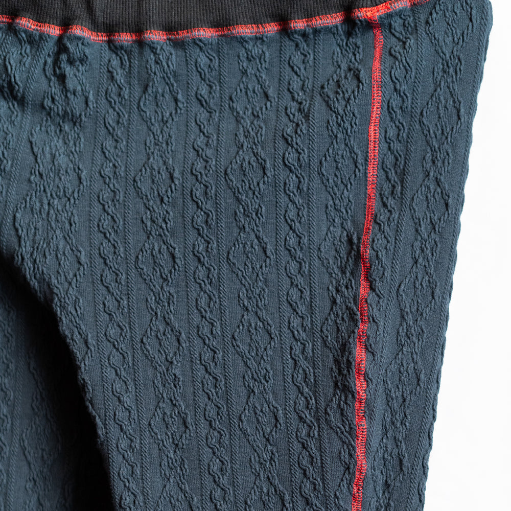 アランニット編みレギンス