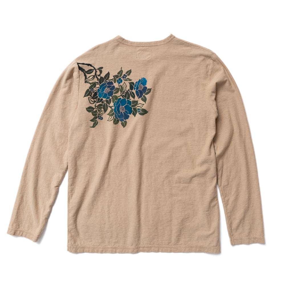 椿群集 ロングTシャツ