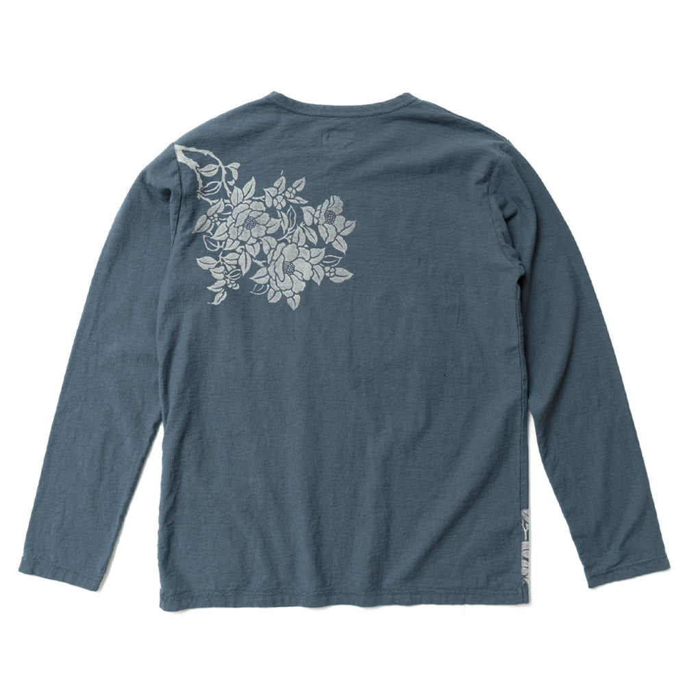 椿群集 ロングTシャツ