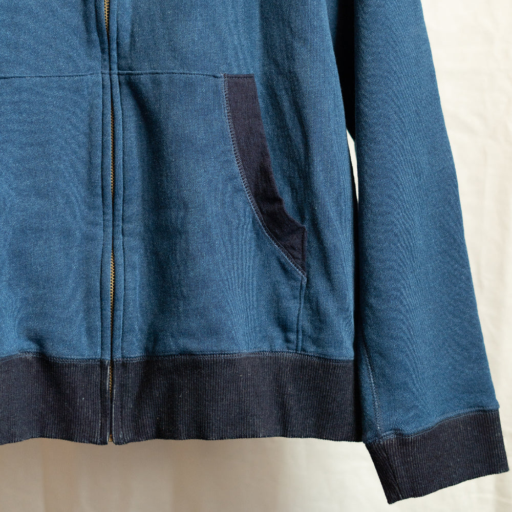 筒描き雲に鶴ジップ