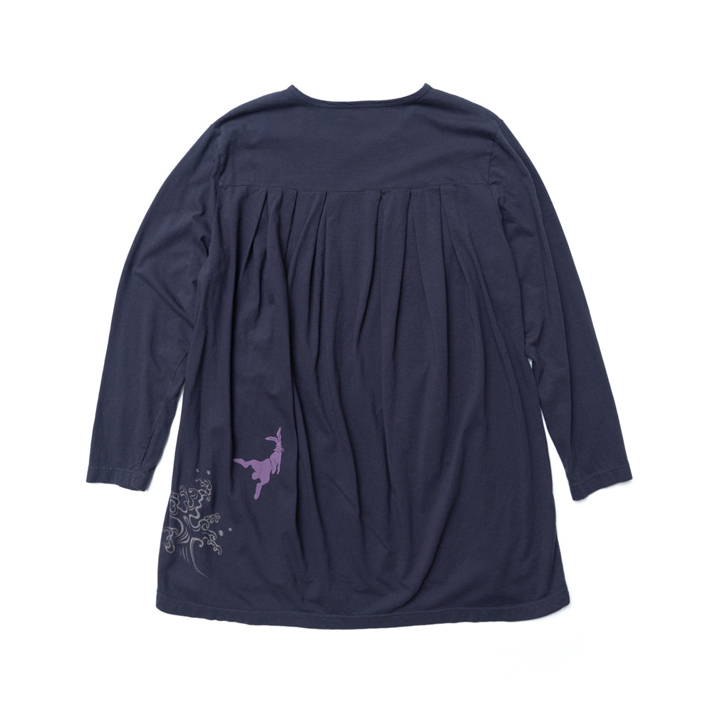 因幡の白兎 波に流れる背中プリーツロングTシャツ