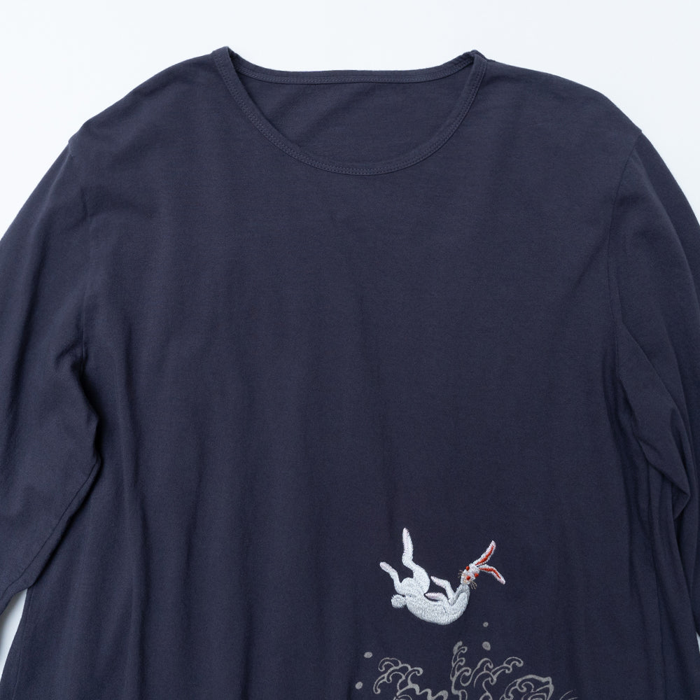 因幡の白兎 波に流れる背中プリーツロングTシャツ