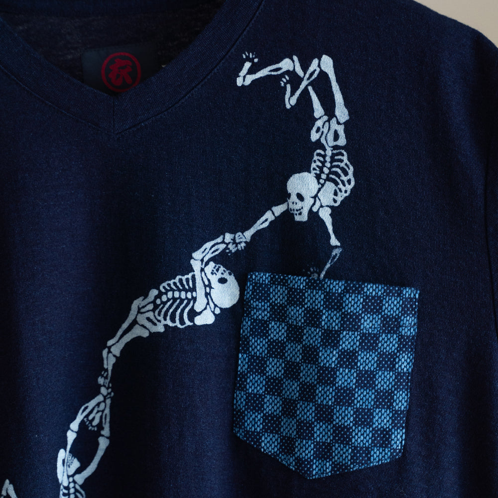 骸骨Vネックポケット付半袖Tシャツ