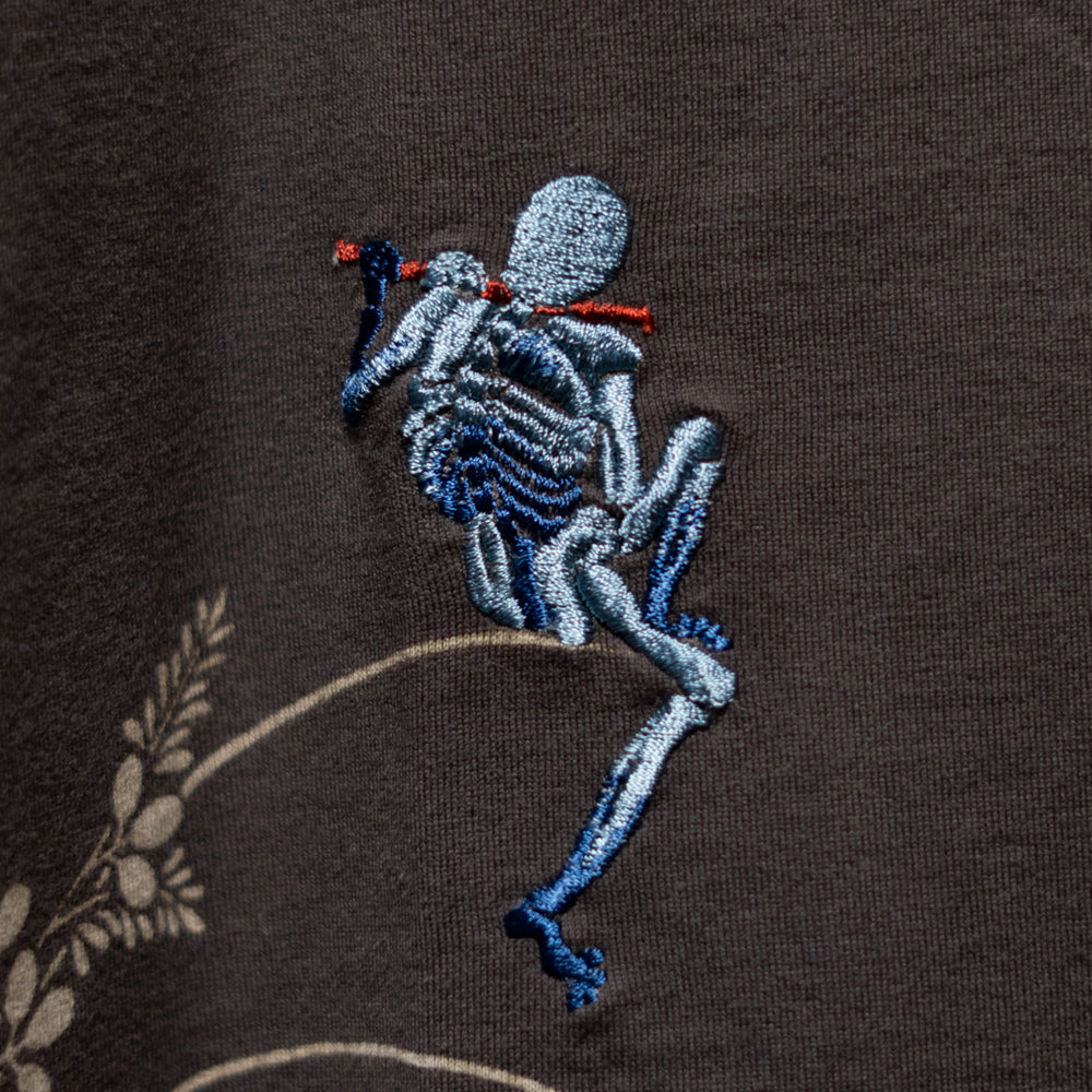 笛吹き骸骨 半袖Tシャツ