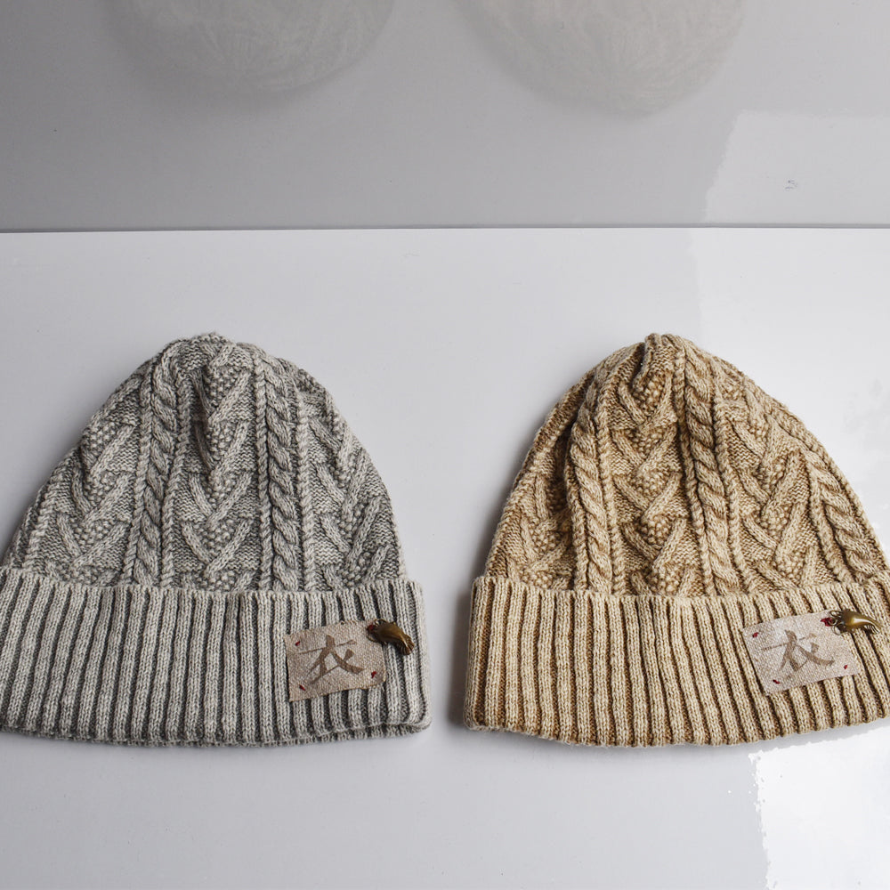  Aran Knit Hat -Namazu Charm-