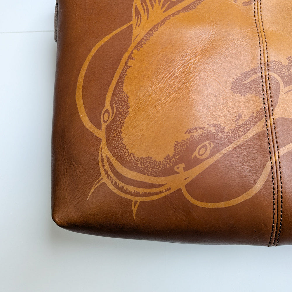 Real leather Gamaguchi Shoulder Bag -Namazu-