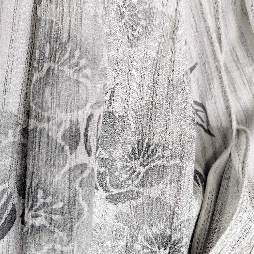 桜　ちぢみ亀田縞ストール