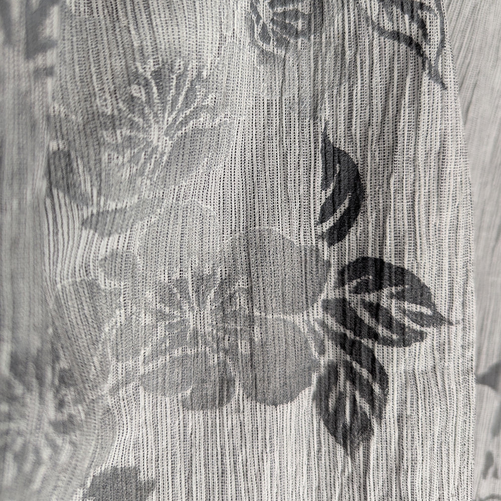 桜　ちぢみ亀田縞ストール