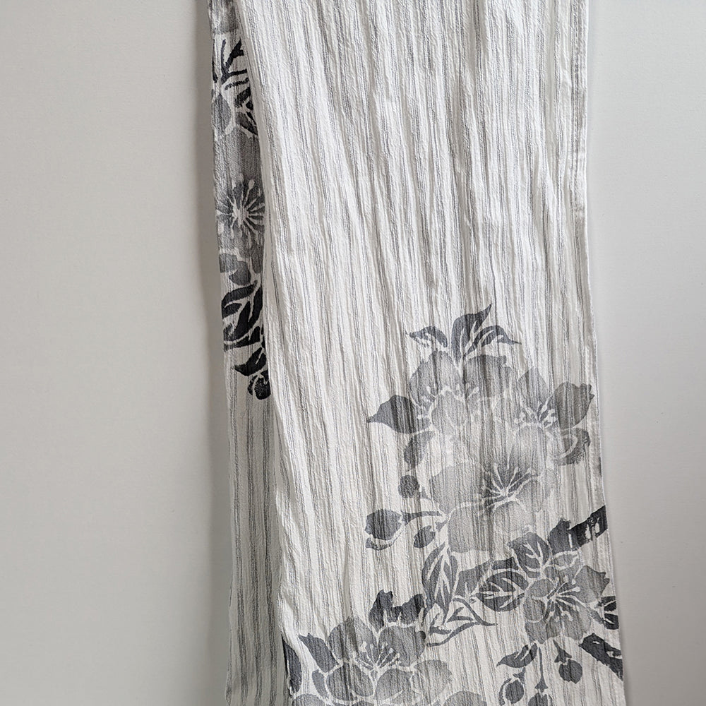 桜　ちぢみ亀田縞ストール