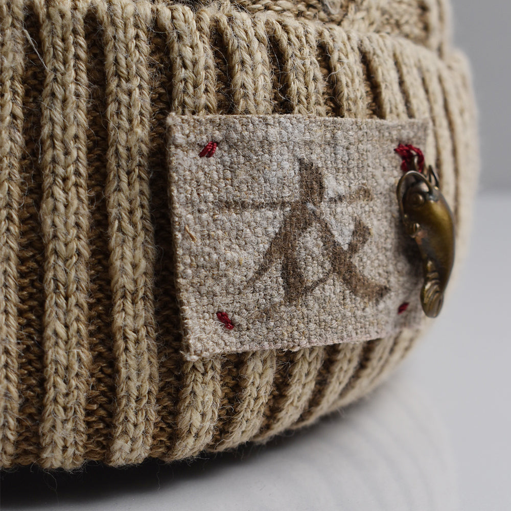  Aran Knit Hat -Namazu Charm-