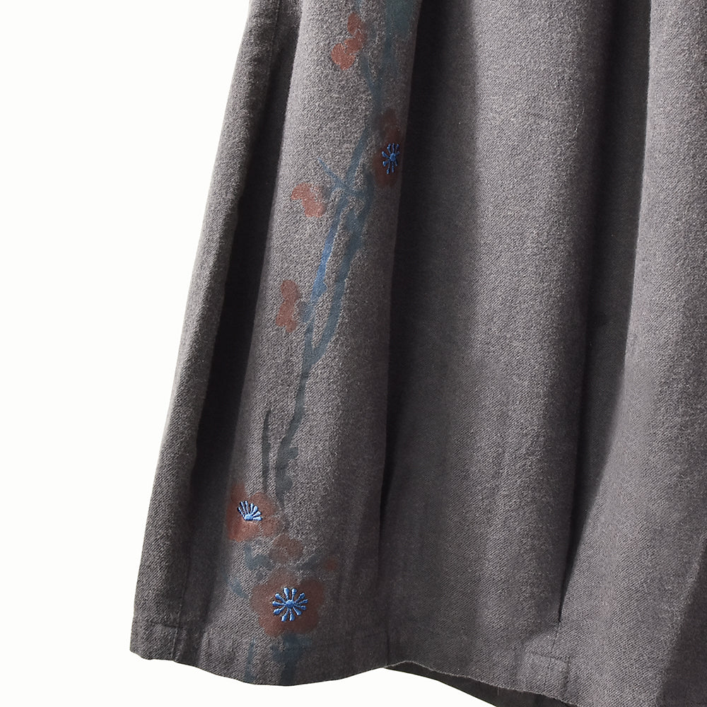 ぼんたん裾タックパンツ