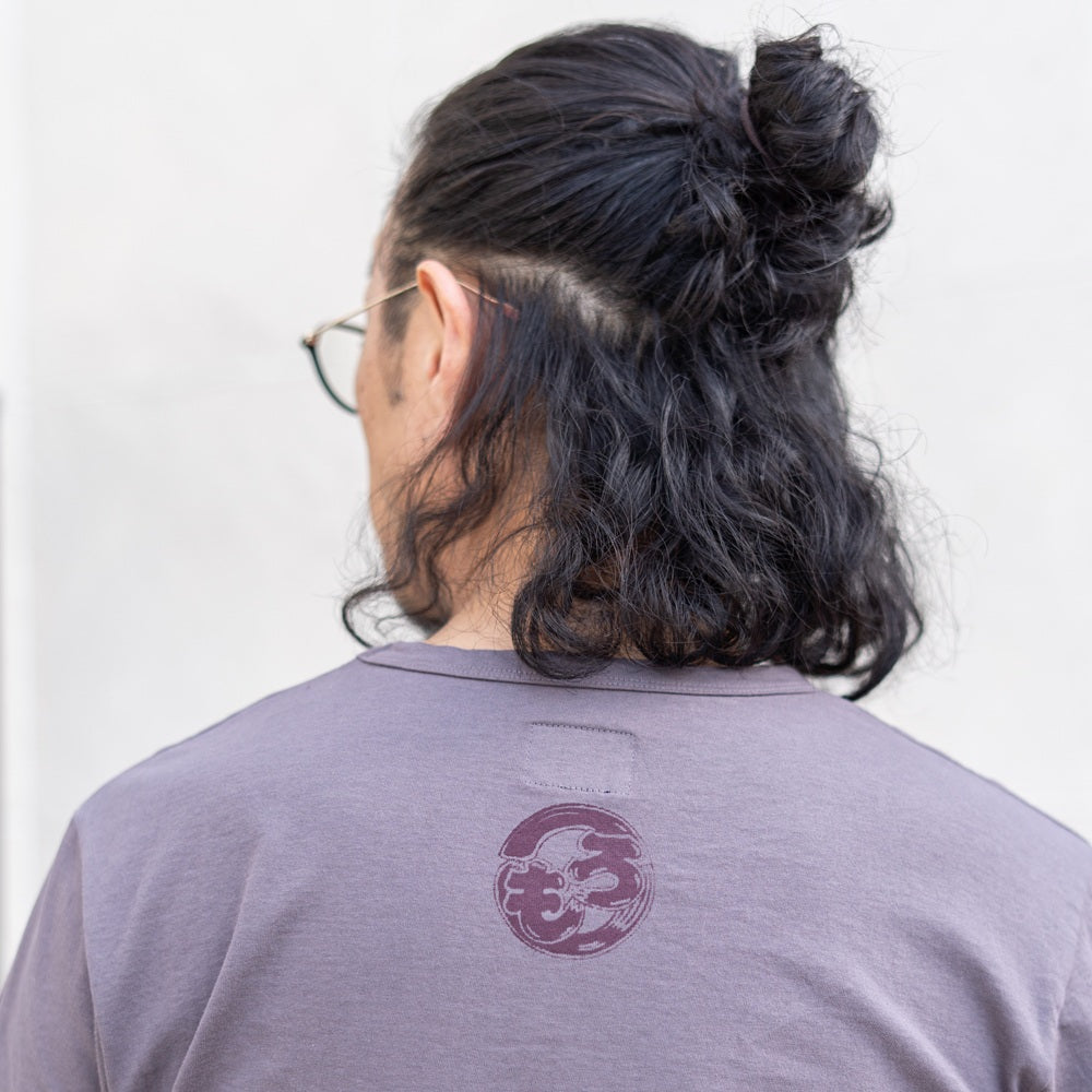 鯰とひょっこり妖怪  Tシャツ