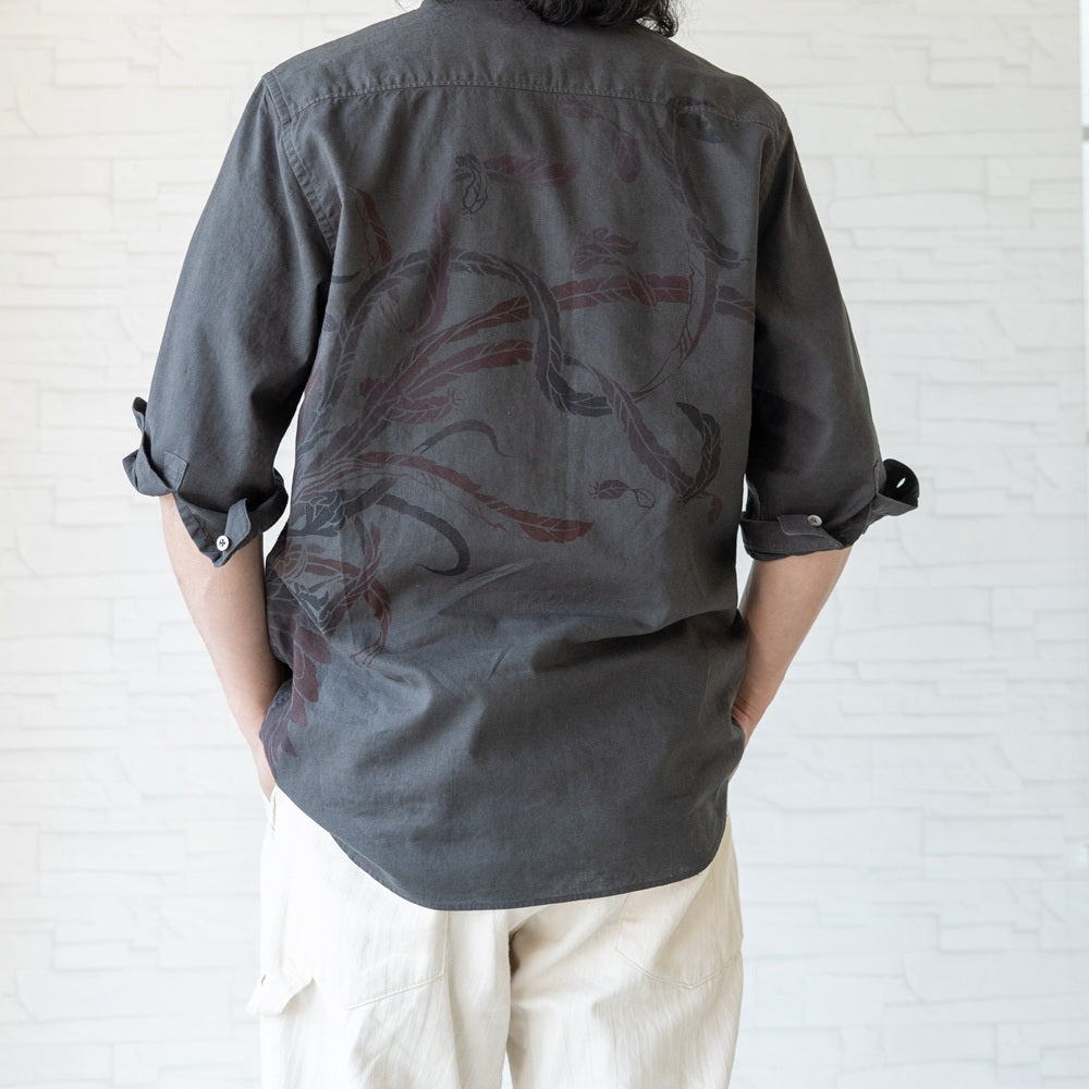 舞う八咫烏　七分袖シャツ