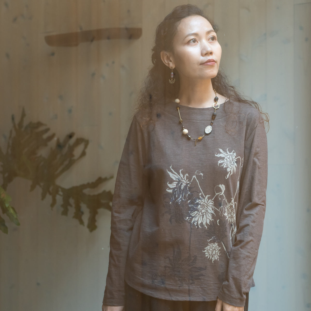 枯れ向日葵　扇衿ロングTシャツ