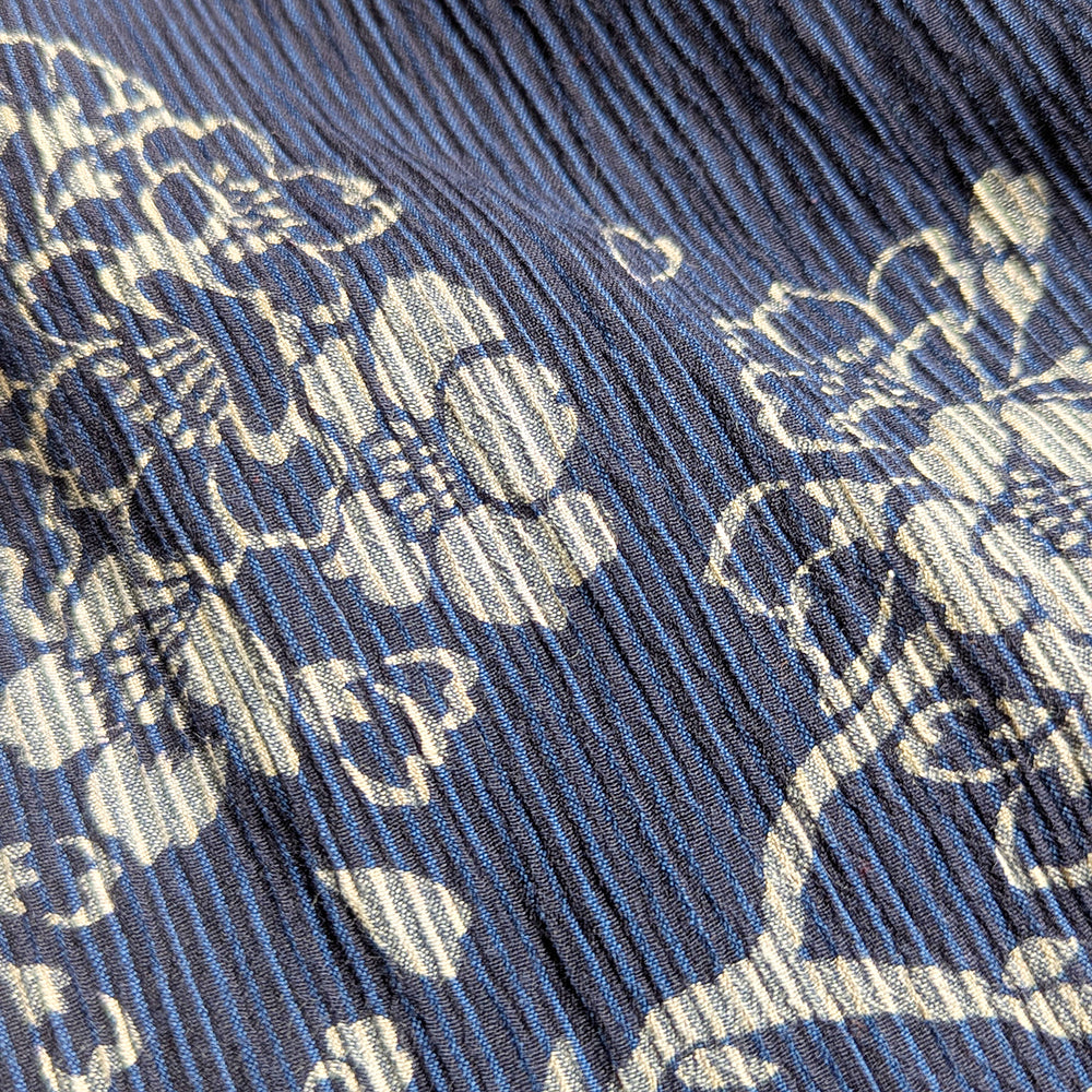 桜と龍　インディゴストライプ亀田縞ストール