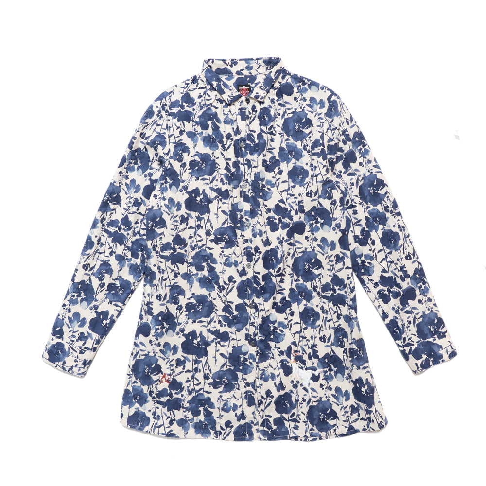 花畑をただよう兎   ブラウス　