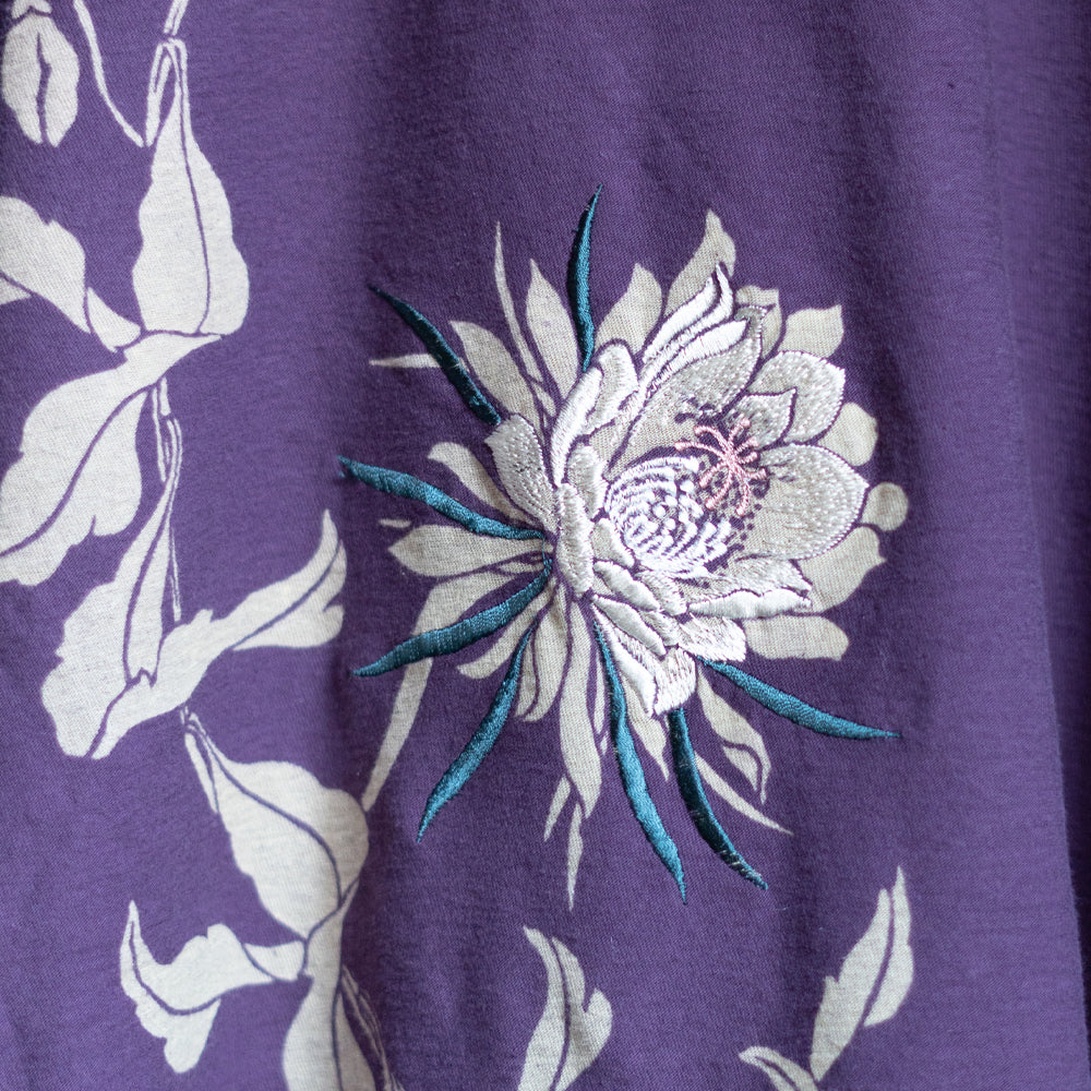 Night-blooming cereus &　Moonlit Bat　T-shirt