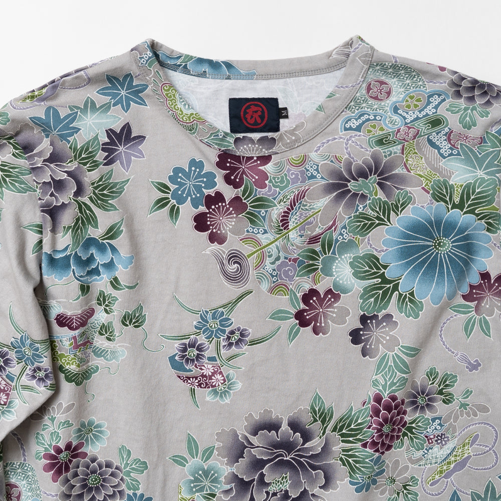 -flowers & butterfly- 　Long T-shirt