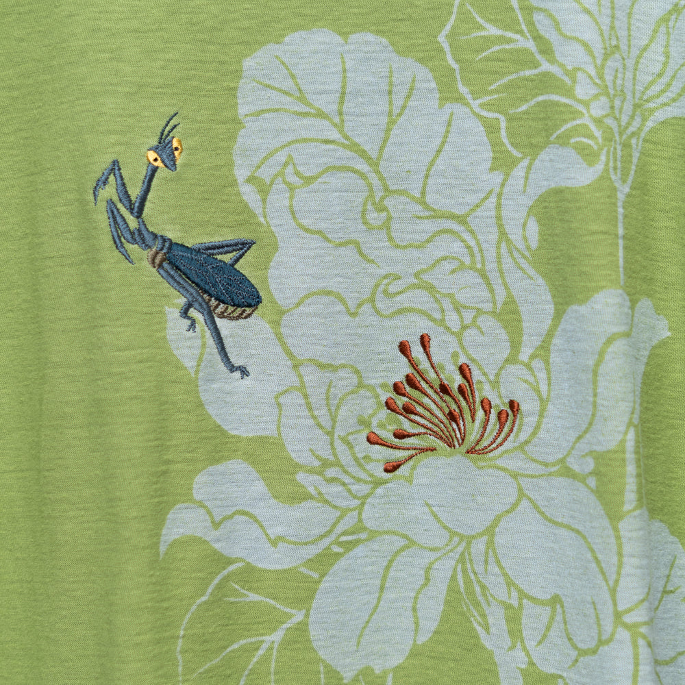 Wild Magnolia & Praying Mantis T-Shirt