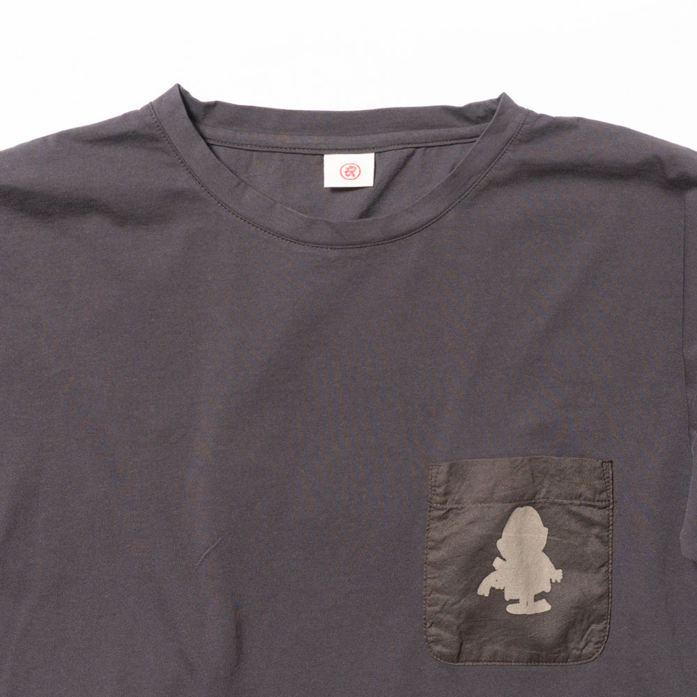 隠れ妖怪ポケット付き半袖Tシャツ