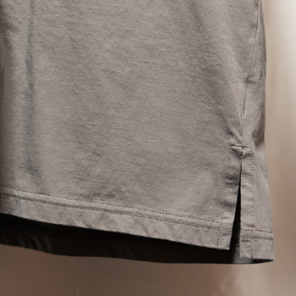 隠れ妖怪ポケット付き半袖Tシャツ