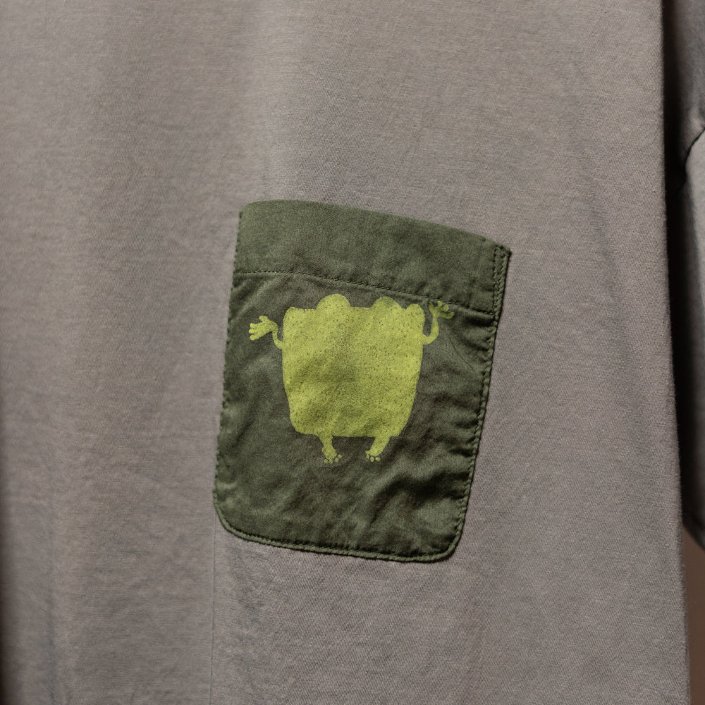 隠れ妖怪ポケット付き半袖Tシャツ