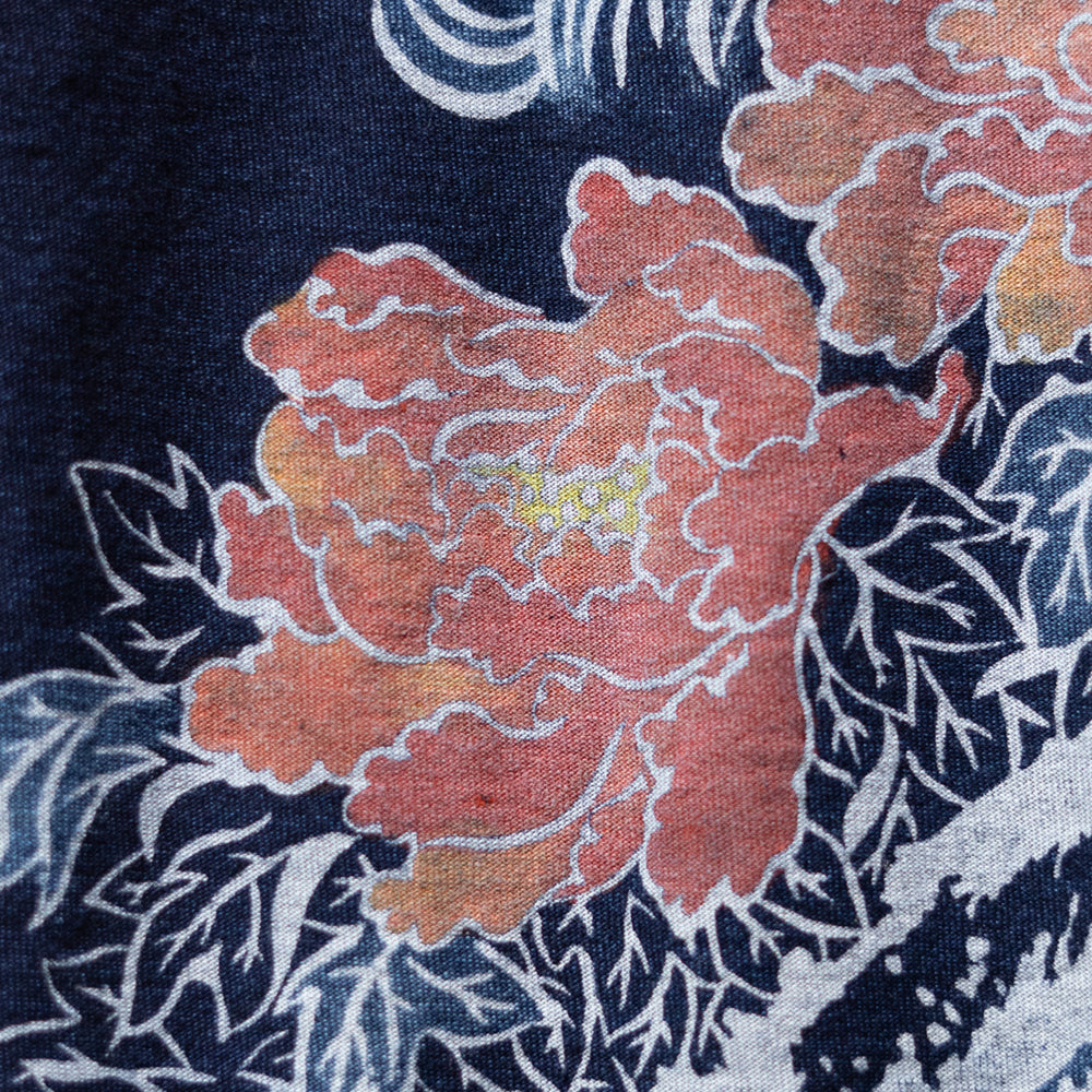 唐獅子牡丹Vネック半袖Tシャツ