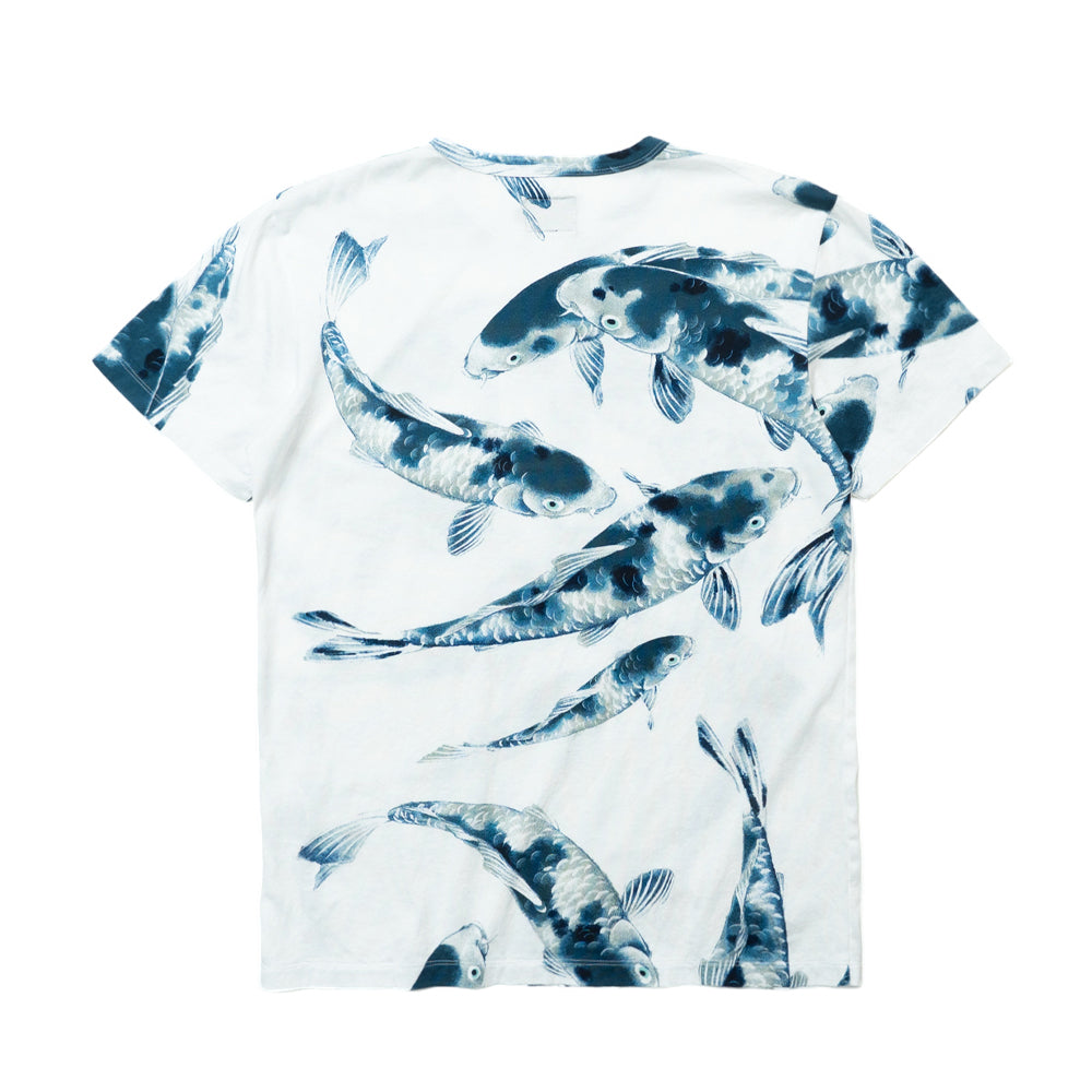 青い鯉 総柄Tシャツ