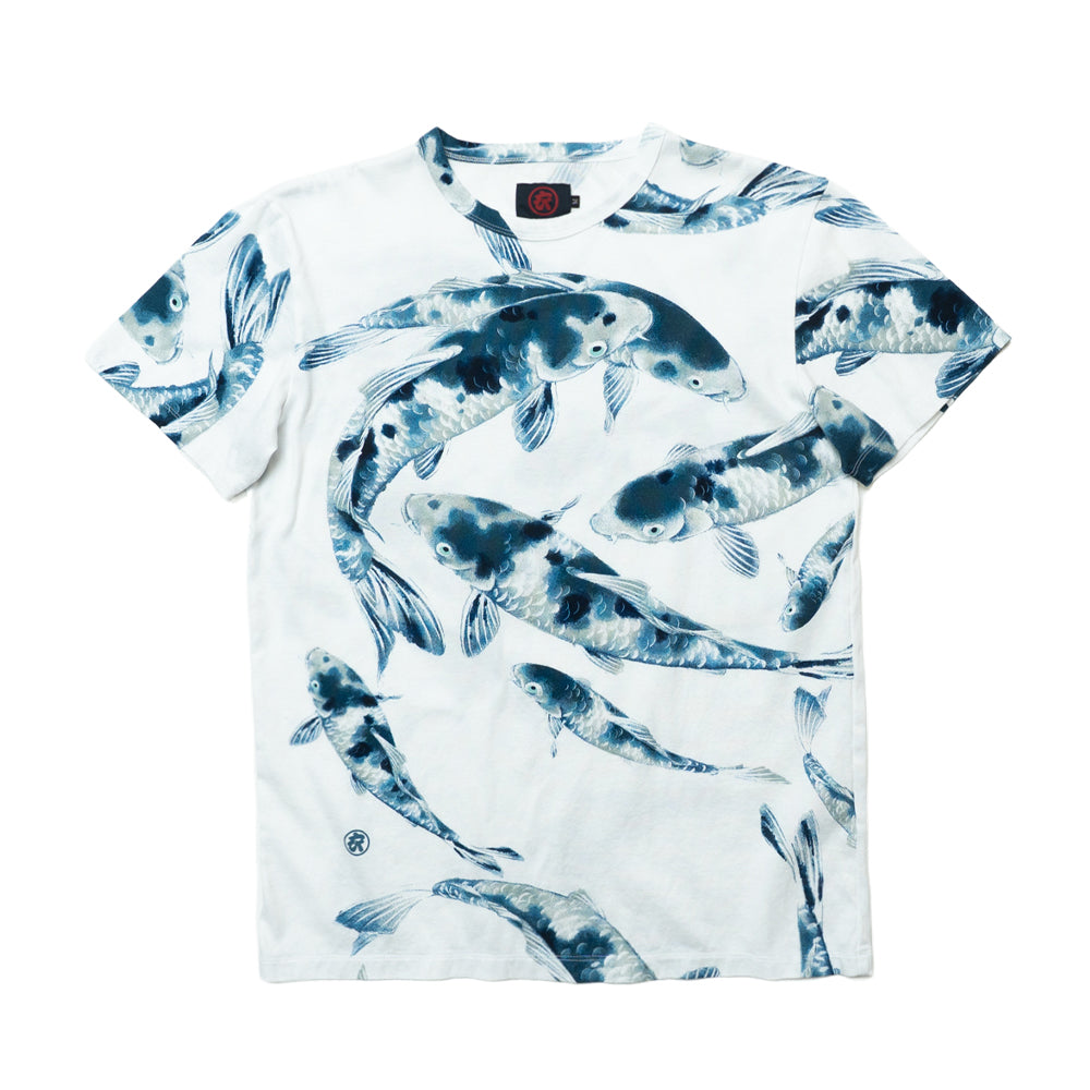 青い鯉 総柄Tシャツ