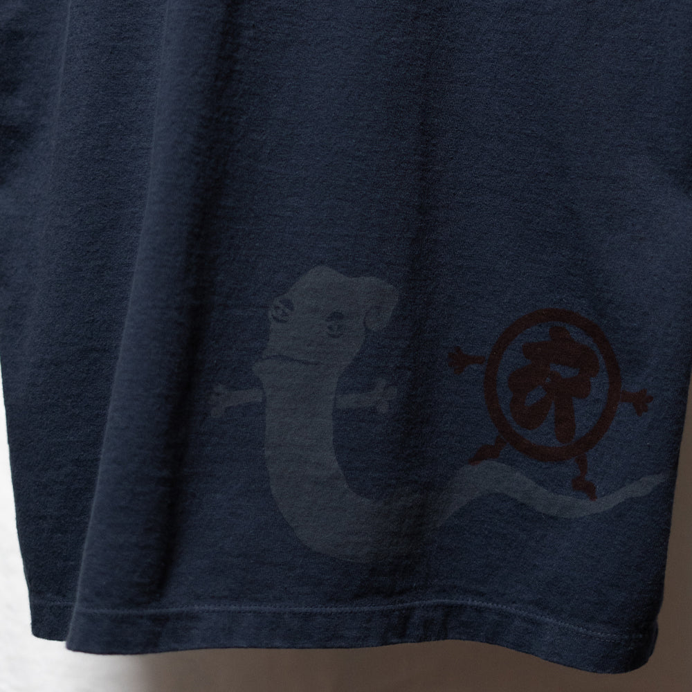 目が光る妖怪とうせんぼTシャツ