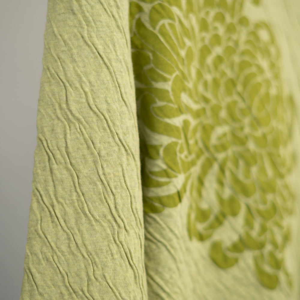 Turtleneck long T-shirt "Chrysanthemum"