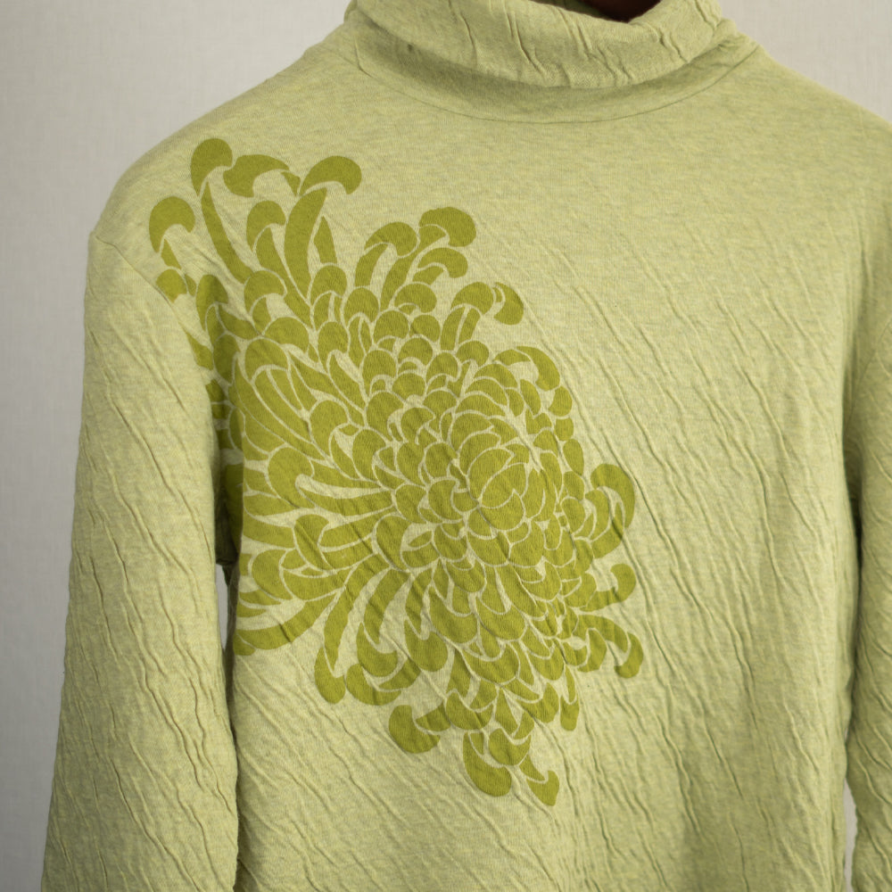 Turtleneck long T-shirt "Chrysanthemum"