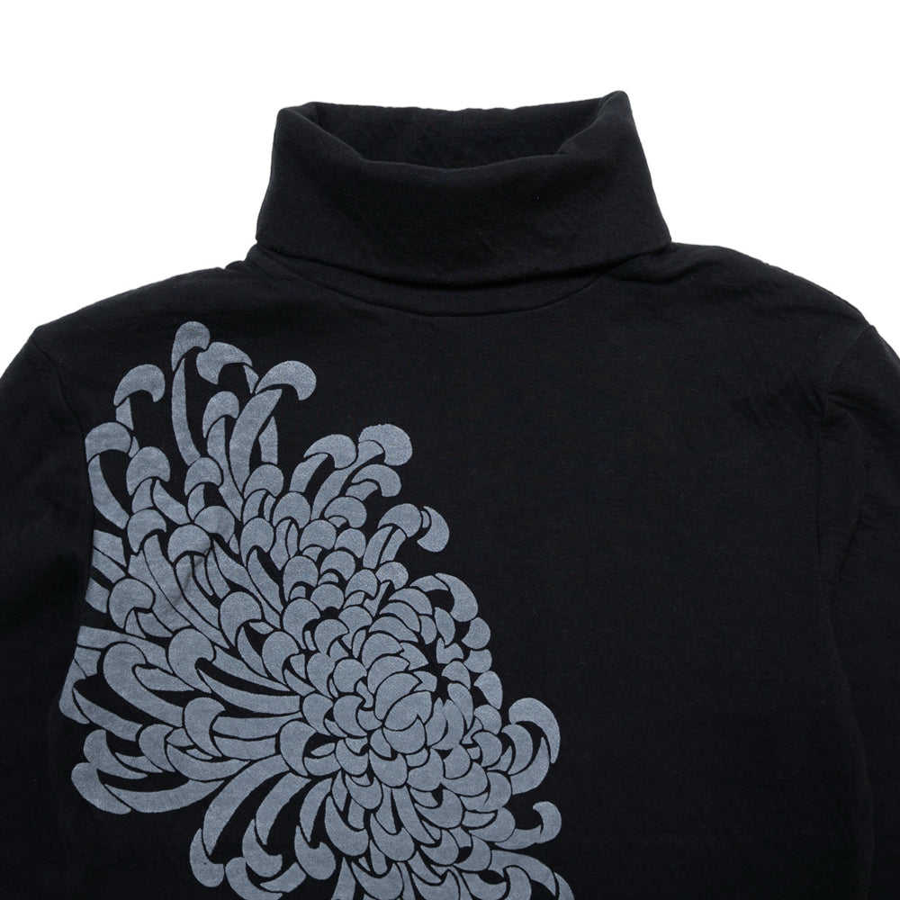 Turtleneck long T-shirt "Chrysanthemum"