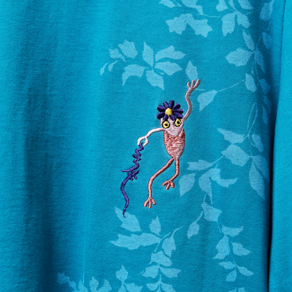 Flower Kappa Five-Sleeve Back-Pleated T-Shirt
